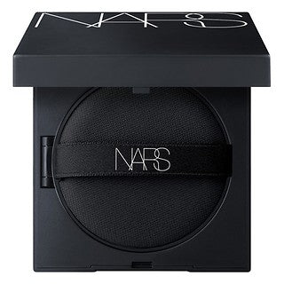علبة فارغة من كريم أساس نارس ناتشورال راديانت لونغ وير كوشن