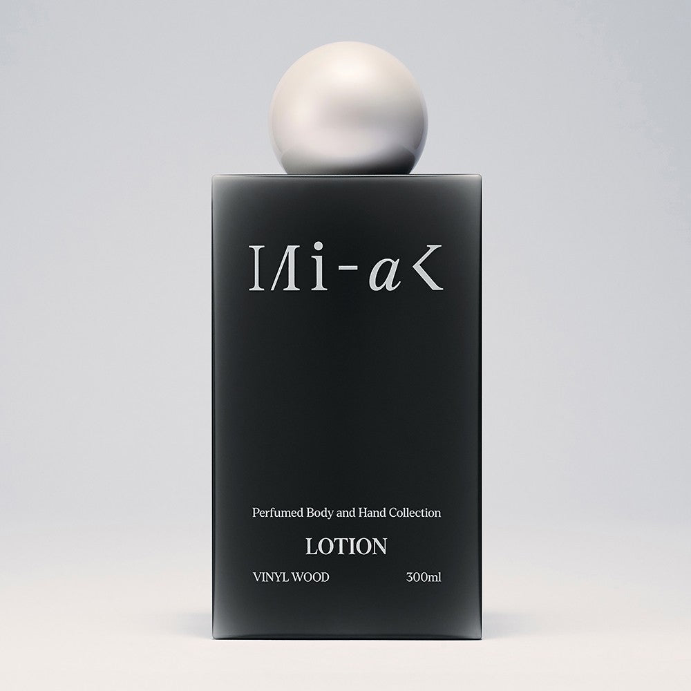 Mihak Vinyl Wood Perfumed Body & Hand Lotion 300ml